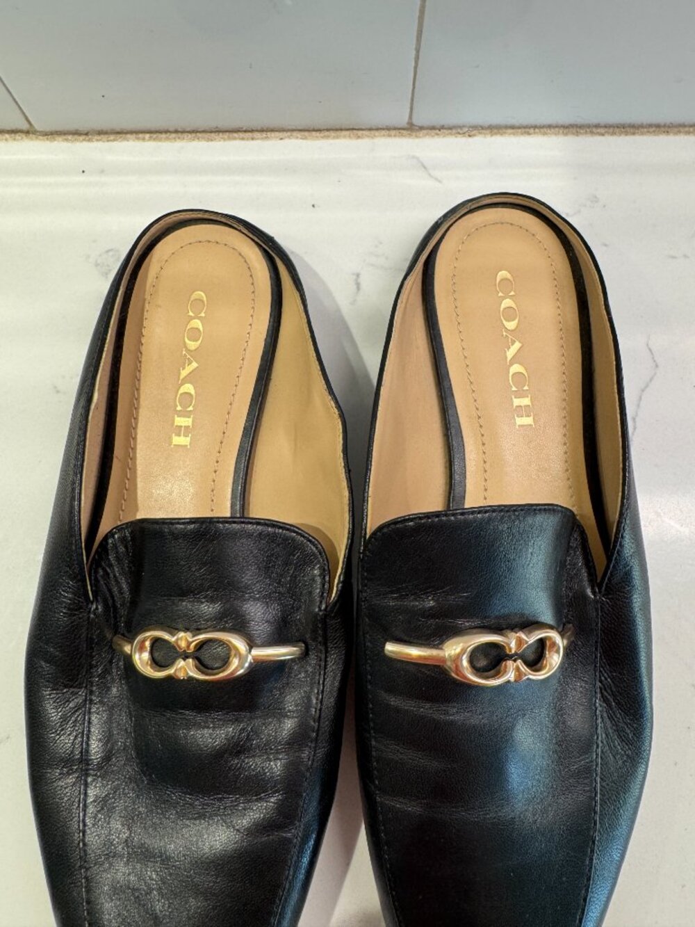 Coach Sienna Black Leather Slip On Loafer Slides Womens 7B C5770 Gold Hardware D - Picture 3 of 10